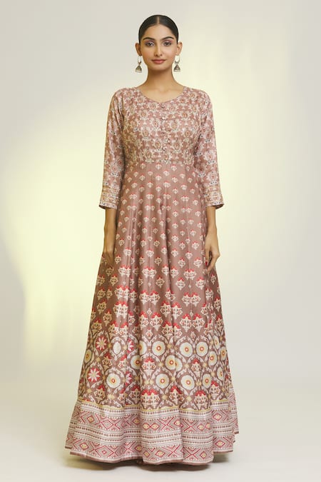 Samyukta Singhania_Purple Chiffon, Silk Embroidery Round Damask Fleur Print Anarkali With Dupatta _Online_at_Aza_Fashions