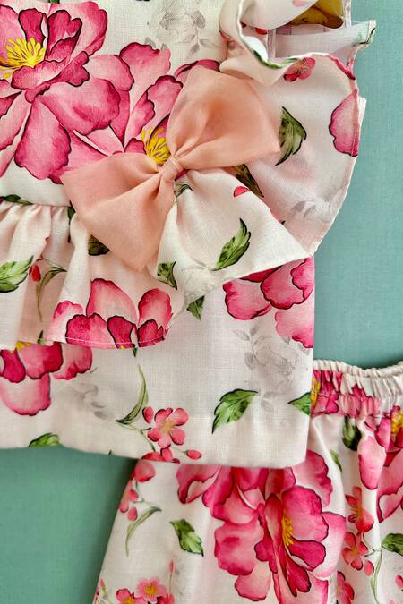 Label Neeti Pink Linen, Cotton Bows Flora Print Top And Palazzo Set Online at Aza Fashions Label Neeti_Pink Linen, Cotton Bows Flora Print Top And Palazzo Set _Online_at_Aza_Fashions