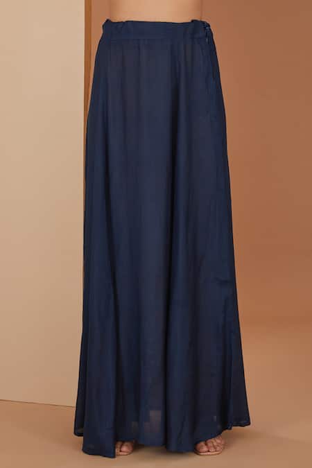 Buy Neha Khullar Blue Viscose, Cotton Tassels, Embroidery V-neck Floret Print Saree And Blouse Set Online at Aza Fashions Buy_Neha Khullar_Blue Viscose, Cotton Tassels, Embroidery V-neck Floret Print Saree And Blouse Set _Online_at_Aza_Fashions