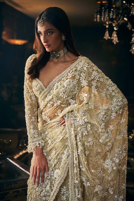 Seema Gujral_Green Net, Cotton Pearls, Embroidery Plunge Neck 3d Floral Saree With Blouse _Online_at_Aza_Fashions