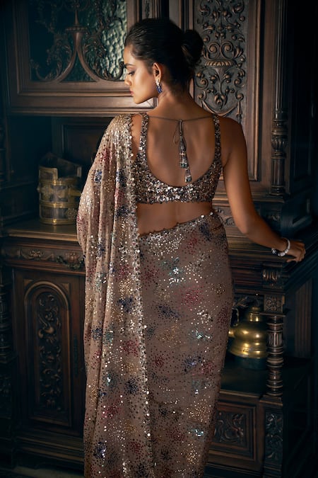 Seema Gujral_Grey Georgette Sequins Plunge Neck Cluster Embroidered Saree With Blouse _Online_at_Aza_Fashions