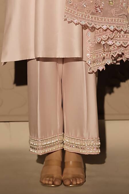 Buy_Jubinav Chadha_Pink Chanderi, Organza Pearls, Sequins Round Kurta Set With Embroidered Dupatta _Online_at_Aza_Fashions