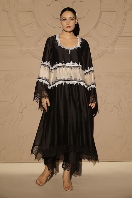 Shop_Jubinav Chadha_Black Chanderi Lace Square Neck Cutwork Kurta And Pant Set _Online_at_Aza_Fashions