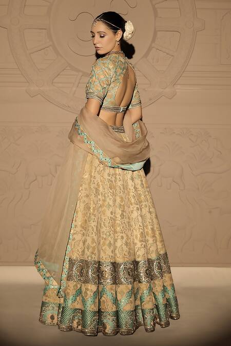 Jubinav Chadha_Green Net, Chanderi, Brocade Embroidery, Sequins, Beads Royal Lehenga Set _Online_at_Aza_Fashions