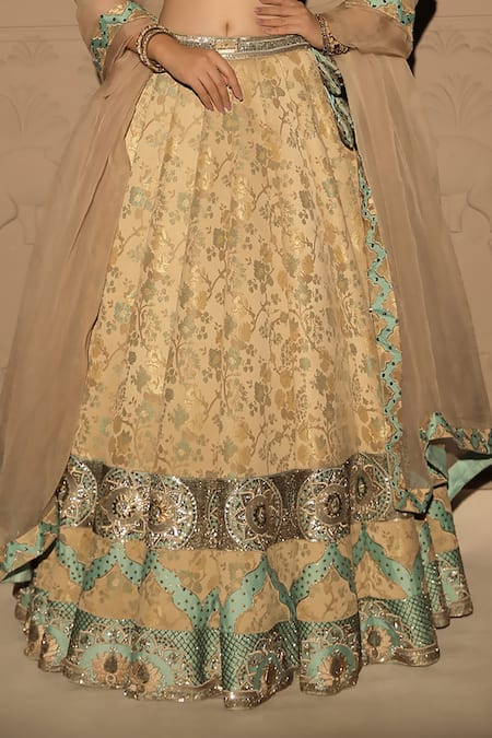 Jubinav Chadha_Green Net, Chanderi, Brocade Embroidery, Sequins, Beads Royal Lehenga Set _at_Aza_Fashions