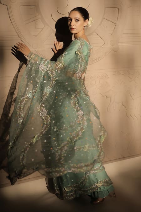 Shop Jubinav Chadha Green Chanderi, Silk Organza Florin Swerve Embellished Saree With Blouse Online at Aza Fashions Shop_Jubinav Chadha_Green Chanderi, Silk Organza Florin Swerve Embellished Saree With Blouse _Online_at_Aza_Fashions