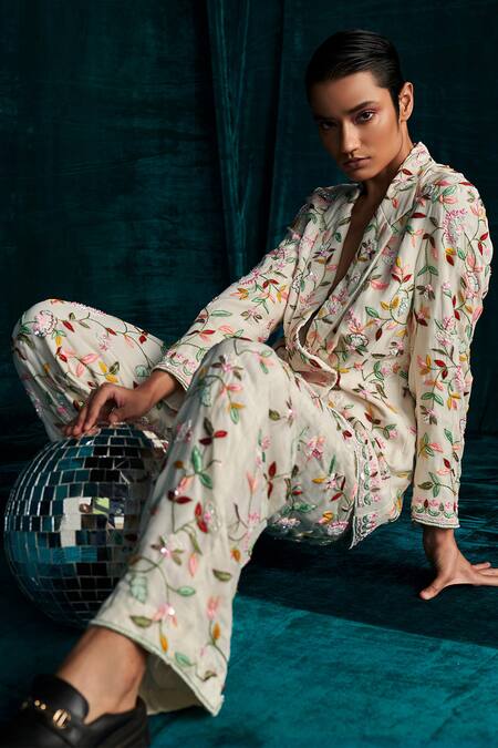 Buy Kashmiraa Ivory Organza Embroidery, Beads, Sequins Resham Jacket And Pant Set Online at Aza Fashions Buy_Kashmiraa_Ivory Organza Embroidery, Beads, Sequins Resham Jacket And Pant Set _Online_at_Aza_Fashions