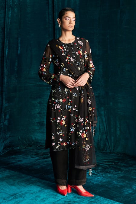 Kashmiraa_Black Organza, Georgette Embroidery, Sequins, Cut Work Dana Kurta Pant Set _Online_at_Aza_Fashions