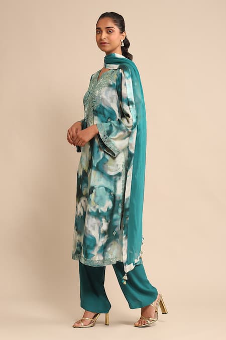 Buy_Ritu Kumar_Green Viscose Embroidery Split V-neck Straight Kurta And Pant Set _Online_at_Aza_Fashions