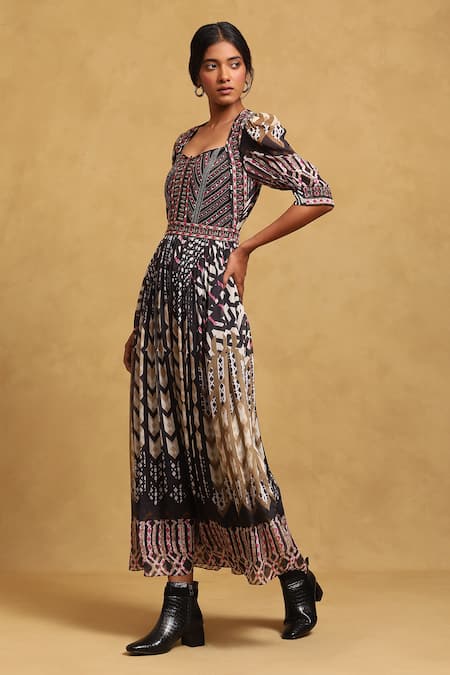 Buy_Ritu Kumar_Black Viscose Embroidery Sweetheart Neck Abstract Pattern Fit And Flared Dress _Online_at_Aza_Fashions