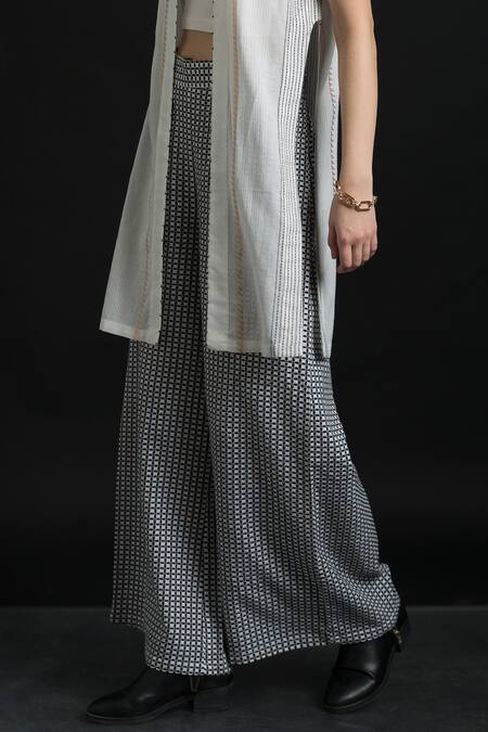 Shop Orcr White Cotton Beads Open Neck Stripe Patterned Jacket With Pant Online at Aza Fashions Shop_Orcr_White Cotton Beads Open Neck Stripe Patterned Jacket With Pant _Online_at_Aza_Fashions