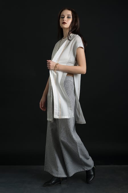 Orcr White Cotton Beads Open Neck Stripe Patterned Jacket With Pant at Aza Fashions Orcr_White Cotton Beads Open Neck Stripe Patterned Jacket With Pant _at_Aza_Fashions