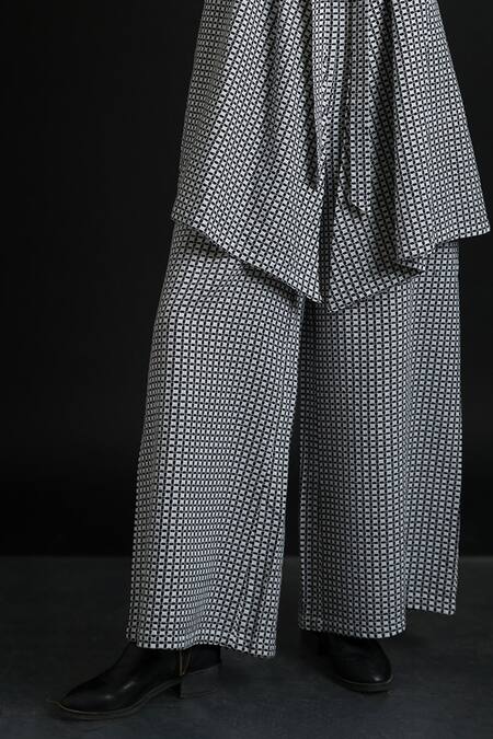 Buy_Orcr_White Cotton Open Neck Woven Checkered Jacket With Pant_Online_at_Aza_Fashions