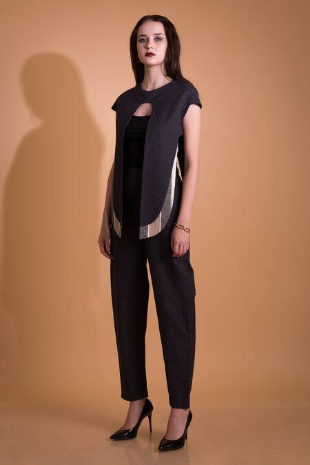 Buy Orcr Grey Cotton Round Neck Checkered Pattern Cut-out With Inner Online at Aza Fashions Buy_Orcr_Grey Cotton Round Neck Checkered Pattern Cut-out With Inner _Online_at_Aza_Fashions