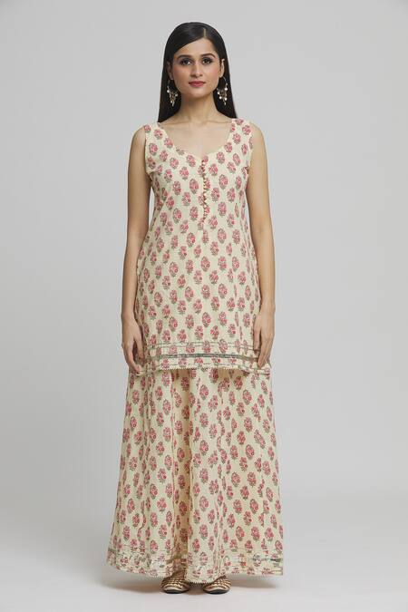 Naintara Bajaj Cream Cotton, Voile Gota Patti Polo Acanthus Bloom Print Kurta Lehenga Set Online at Aza Fashions Naintara Bajaj_Cream Cotton, Voile Gota Patti Polo Acanthus Bloom Print Kurta Lehenga Set_Online_at_Aza_Fashions