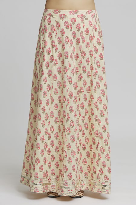 Naintara Bajaj Cream Cotton, Voile Gota Patti Polo Acanthus Bloom Print Kurta Lehenga Set at Aza Fashions Naintara Bajaj_Cream Cotton, Voile Gota Patti Polo Acanthus Bloom Print Kurta Lehenga Set_at_Aza_Fashions