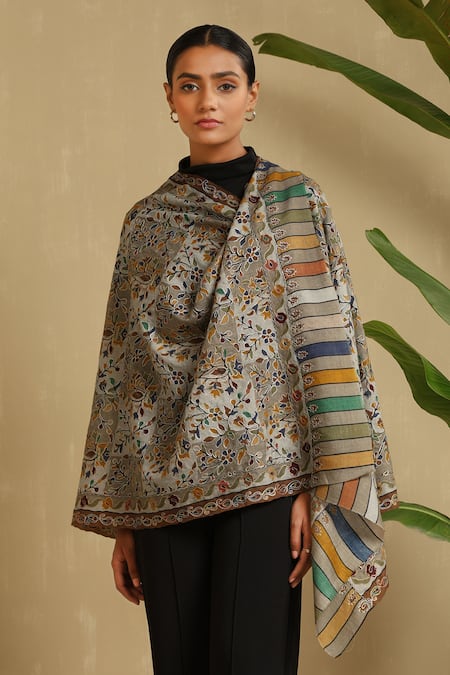 DUSALA Aruna Flower Woven Stole 