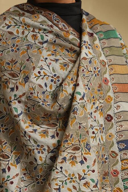 Buy_Dusala_White Aruna Flower Woven Stole_Online_at_Aza_Fashions