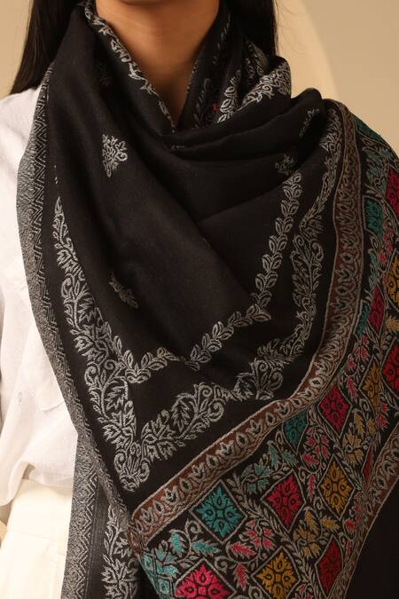 Dusala_Black Shrungar Floral Pattern Cashmere Stole _Online_at_Aza_Fashions