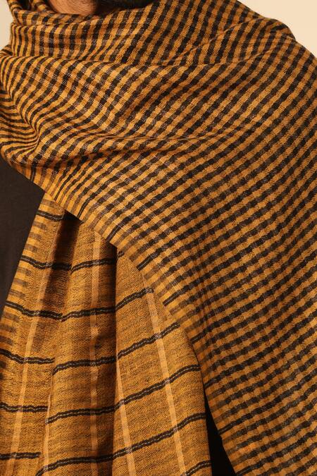 Dusala Yellow Dhruv Cashmere Checkered Pattern Reversible Stole Online at Aza Fashions Dusala_Yellow Dhruv Cashmere Checkered Pattern Reversible Stole_Online_at_Aza_Fashions