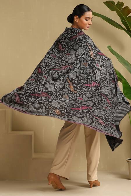 Dusala_Green Aarunya Fauna Pattern Cashmere Shawl _Online_at_Aza_Fashions