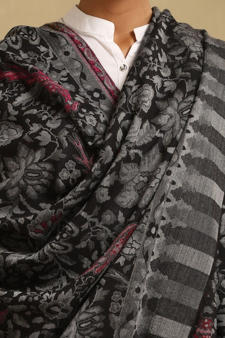 Buy_Dusala_Green Aarunya Fauna Pattern Cashmere Shawl _Online_at_Aza_Fashions