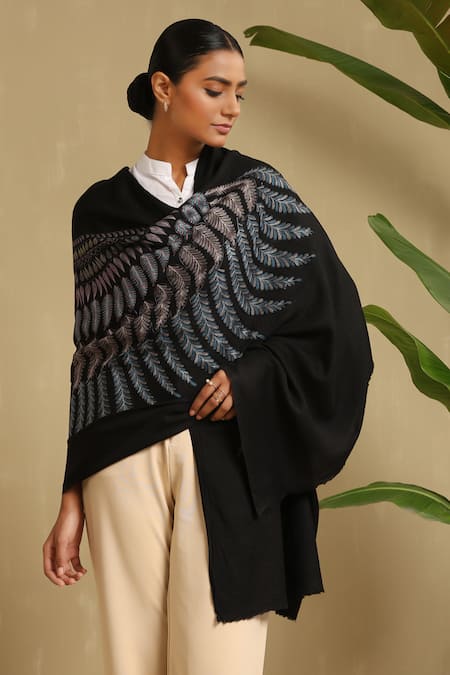 DUSALA Wings Embroidered Cashmere Stole 