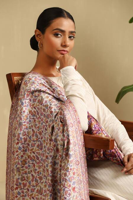 Dusala White Rashi Floral Kani Pattern Cashmere Full Shawl at Aza Fashions Dusala_White Rashi Floral Kani Pattern Cashmere Full Shawl _at_Aza_Fashions