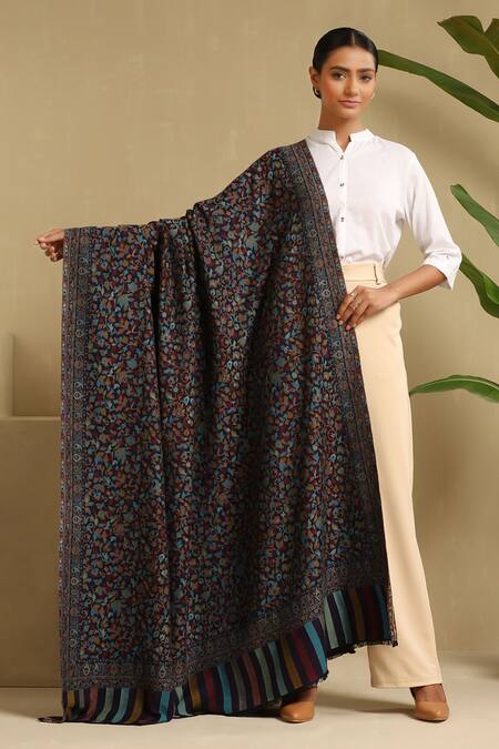 Shop Dusala White Ema Floral Kani Pattern Cashmere Full Shawl at Aza Fashions Shop_Dusala_White Ema Floral Kani Pattern Cashmere Full Shawl_at_Aza_Fashions