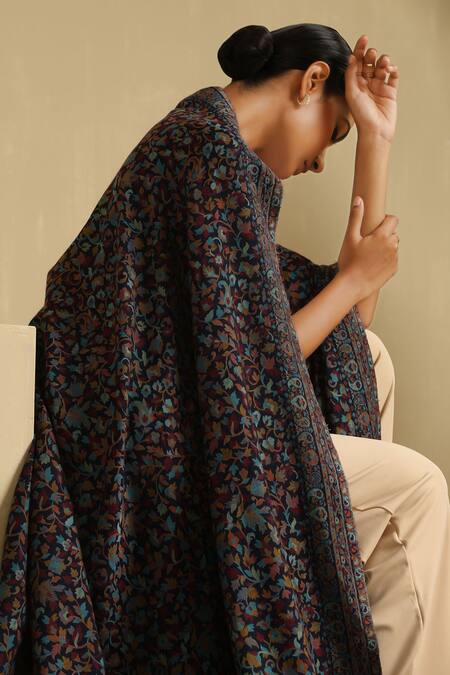 Buy Dusala White Ema Floral Kani Pattern Cashmere Full Shawl Online at Aza Fashions Buy_Dusala_White Ema Floral Kani Pattern Cashmere Full Shawl_Online_at_Aza_Fashions