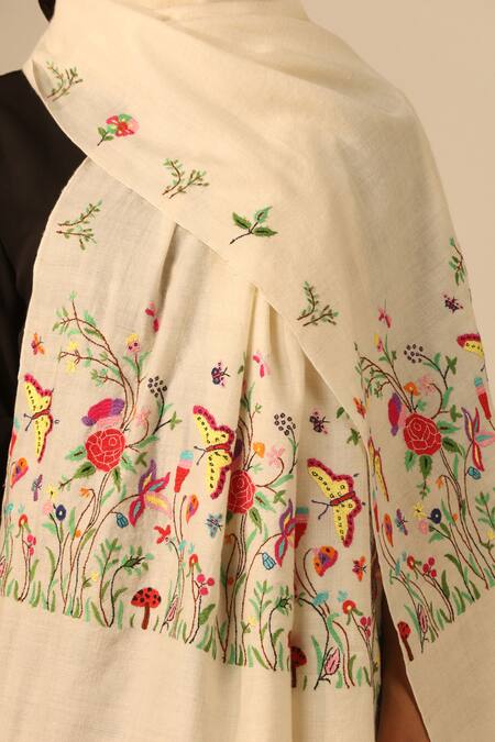 Buy_Dusala_Off White Ekantika Butterfly Bloom Pashmina Shawl_Online_at_Aza_Fashions