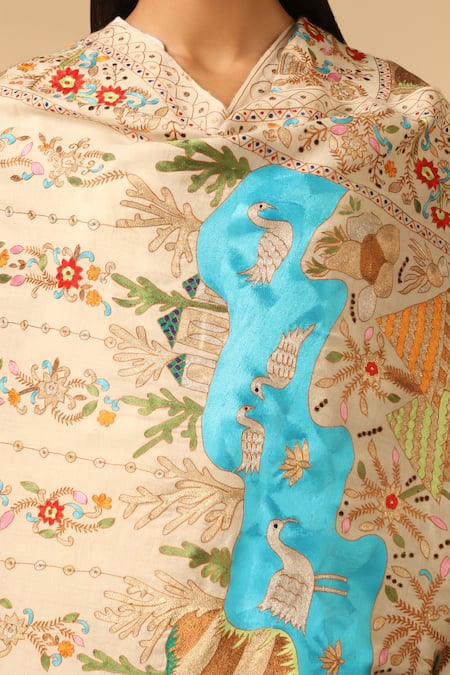 Buy_Dusala_White Aanshi Rural Rajasthan Tila Kalamkari Pashmina Shawl _Online_at_Aza_Fashions