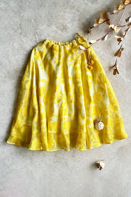 Khela_White Cotton Embroidered Resham Floral Pattern Skirt Set_Online_at_Aza_Fashions