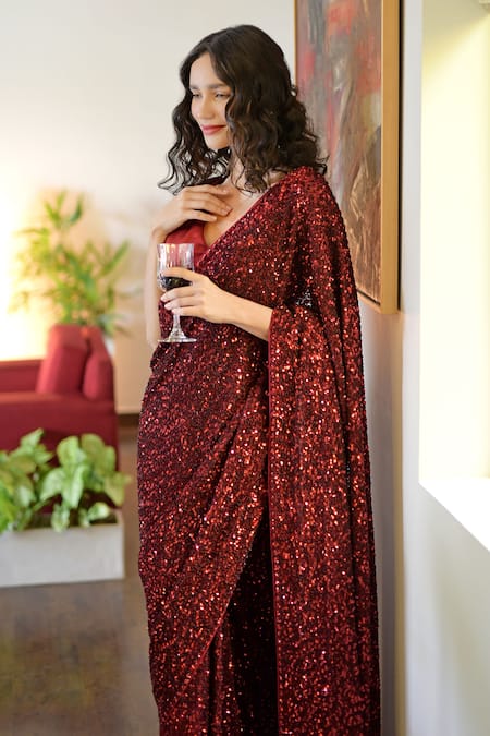 Buy_Talking Threads_Red Chiffon Beads, Sequins V-neck Embroidered Saree And Blouse Set_Online_at_Aza_Fashions