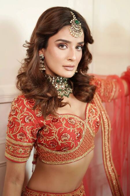 Buy_Talking Threads_Red Silk, Tulle Embroidery, Zari Sweetheart Floral Zardozi Bridal Lehenga Set_Online_at_Aza_Fashions