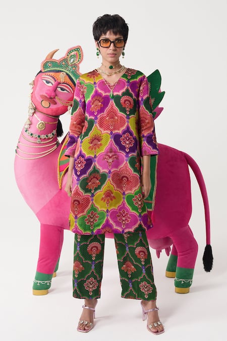 Siddhartha Bansal Paisley Pattern Kurta & Pant Set 