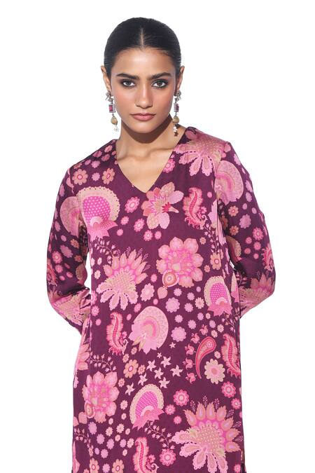 Shop Siddhartha Bansal Red Tunic Organza Satin Printed Paisley V Straight Kurta And Pant Set Online at Aza Fashions Shop_Siddhartha Bansal_Red Tunic Organza Satin Printed Paisley V Straight Kurta And Pant Set _Online_at_Aza_Fashions