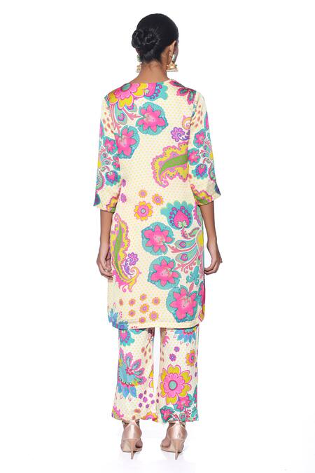 Shop Siddhartha Bansal Cream Tunic Organza Satin Printed Floral V-neck Kurta With Pant at Aza Fashions Shop_Siddhartha Bansal_Cream Tunic Organza Satin Printed Floral V-neck Kurta With Pant _at_Aza_Fashions