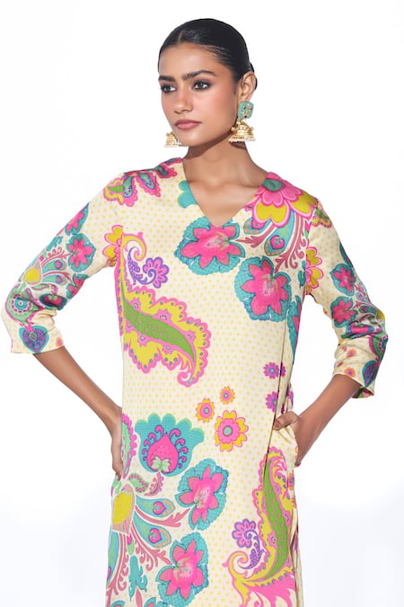 Shop Siddhartha Bansal Cream Tunic Organza Satin Printed Floral V-neck Kurta With Pant Online at Aza Fashions Shop_Siddhartha Bansal_Cream Tunic Organza Satin Printed Floral V-neck Kurta With Pant _Online_at_Aza_Fashions