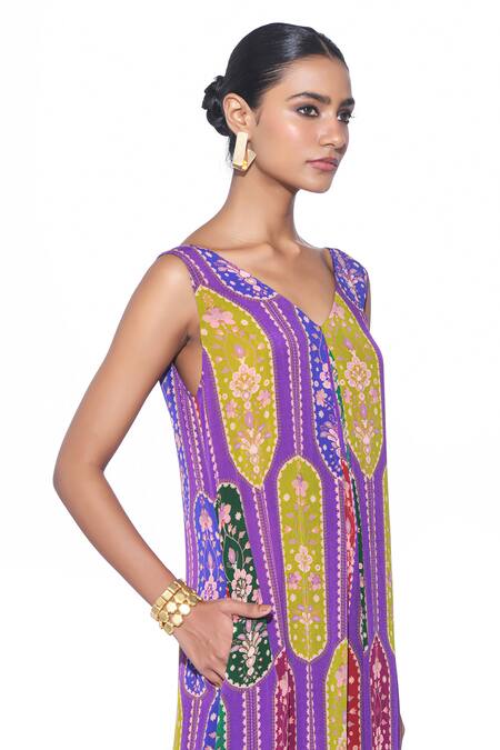 Buy Siddhartha Bansal Purple Pure Crepe Printed Floral V-neck Mughal Jumpsuit Online at Aza Fashions Buy_Siddhartha Bansal_Purple Pure Crepe Printed Floral V-neck Mughal Jumpsuit _Online_at_Aza_Fashions