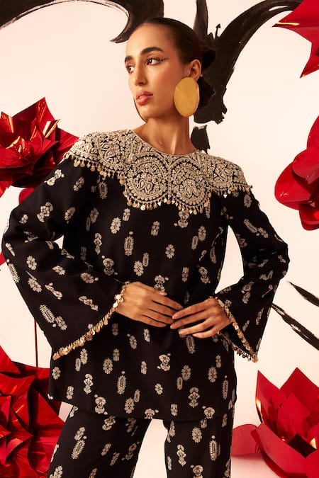 Buy Bhumika Sharma Black Georgette Tassels, Embroidery Boat Neck Floret Print Tunic And Pant Set Online at Aza Fashions Buy_Bhumika Sharma_Black Georgette Tassels, Embroidery Boat Neck Floret Print Tunic And Pant Set_Online_at_Aza_Fashions
