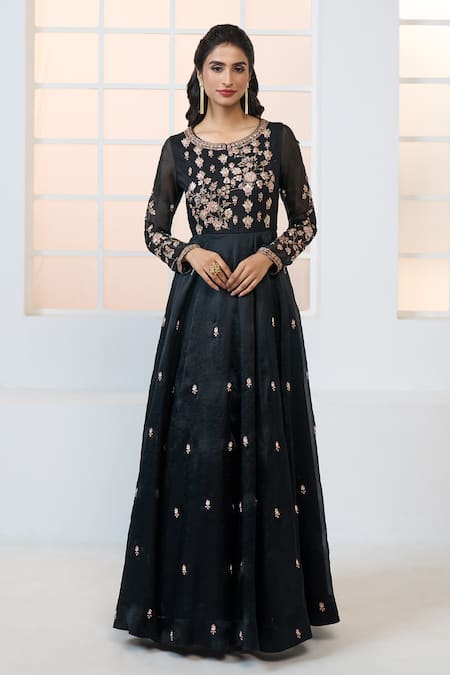 Aariyana Couture_Black Organza, Viscose Embroidery Round Neck Floral Anarkali With Dupatta_Online_at_Aza_Fashions