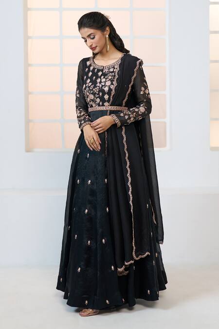 Buy_Aariyana Couture_Black Organza, Viscose Embroidery Round Neck Floral Anarkali With Dupatta_Online_at_Aza_Fashions