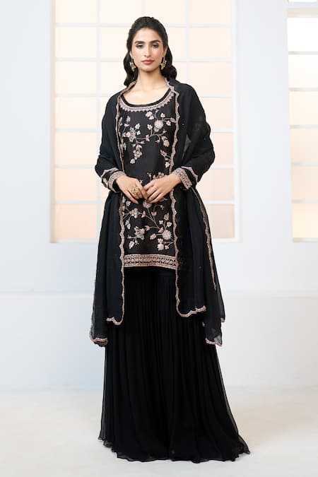 Shop Aariyana Couture Black Organza, Chiffon, Viscose Embroidery Floral Kurta Gharara Set Shop_Aariyana Couture_Black Organza, Chiffon, Viscose Embroidery Floral Kurta Gharara Set