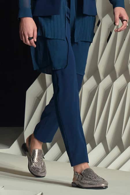 Rohit Gandhi + Rahul Khanna Blue Georgette Plain Double Layered Pintucked Kurta And Pyjama Set Online at Aza Fashions Rohit Gandhi + Rahul Khanna_Blue Georgette Plain Double Layered Pintucked Kurta And Pyjama Set _Online_at_Aza_Fashions