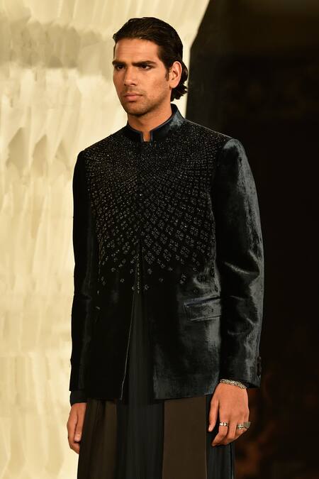 Buy_Rohit Gandhi + Rahul Khanna_Green Georgette Plain Spaced Out Pintuck Kurta And Pyjama Set _Online_at_Aza_Fashions