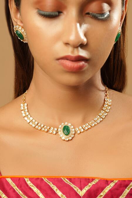 Gold Finish Green Pearls & Emerald Choker Necklace Set Design by Saga  Jewels at Pernia's Pop Up Shop 2024