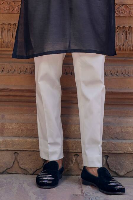 Buy Studio Bagechaa Black Chanderi Beads, Embroidery Hand Bundi Set Online at Aza Fashions Buy_Studio Bagechaa_Black Chanderi Beads, Embroidery Hand Bundi Set _Online_at_Aza_Fashions