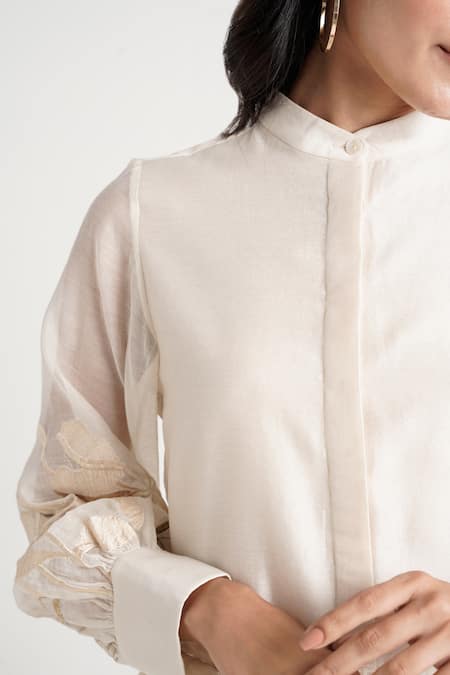 Madder Much White Handloom Cotton, Cotton, Chanderi Silk Abe Pleated Tunic And Pant Set Online at Aza Fashions Madder Much_White Handloom Cotton, Cotton, Chanderi Silk Abe Pleated Tunic And Pant Set _Online_at_Aza_Fashions