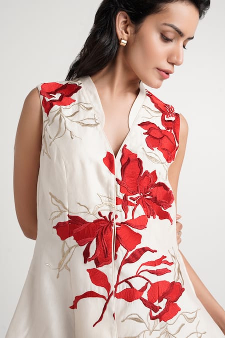 Madder Much_Red Handloom Cotton, Silk, Chanderi Silk, Kubra Floral Peplum Tunic And Pant Set _Online_at_Aza_Fashions